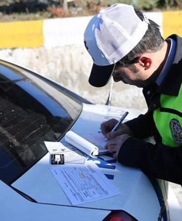 Yeni trafik düzenlemesi yürürlükte: Saldırı amaçlı ısrarlı takibe 180 bin lira