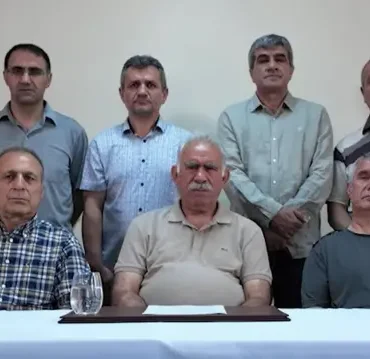 DEM Parti Ankara Zirvesinde 150 gazeteciye okunan metin: Öcalan’ın mesajında hangi liderler yer aldı?