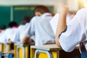 Velilerin gözü kulağı bu haberdeydi: Okullarda uyuşturucu kan ve idrar testi mi yapılacak?
