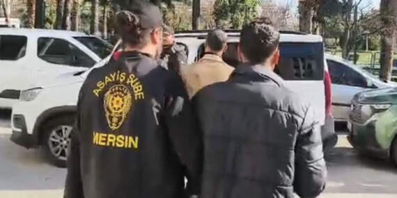 Kendilerini polis olarak tanıtan 4 dolandırıcı tutuklandı