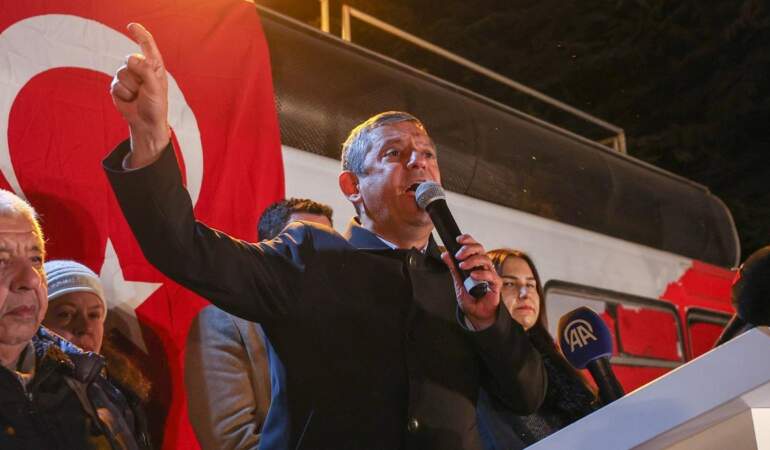 Özel, Bolu’da: Tanju’nun yaptığı övünülecek bir şey