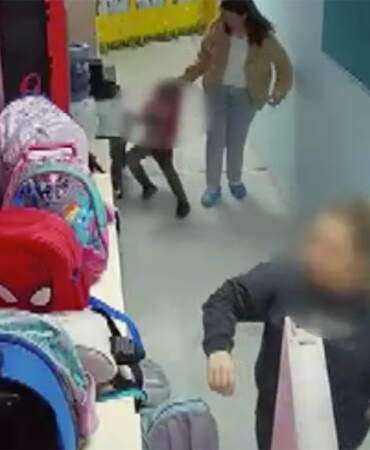 5 yaşındaki çocuğa anaokulunda öğretmeninden darp! ‘Bilerek tekme atmadım’