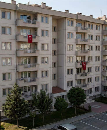 Lojman kiraları ne kadar oldu? Memur lojman zammı yüzde kaç? 2026 metrekare fiyatları belli oldu