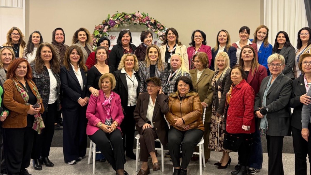 KA.DER Mersin buluşması: Yerel yönetimlerde kadın temsili masaya yatırıldı