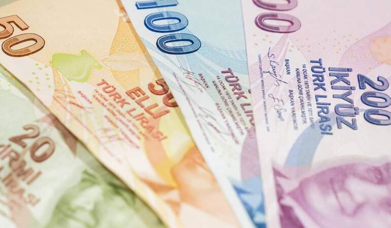 Milyonlarca emekliye ikramiyeden kötü haber: Zam beklentisi rafa kalktı