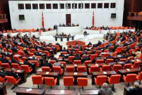 TBMM’ye Özgür Özel’in de bulunduğu yeni dokunulmazlık dosyaları sevk edildi