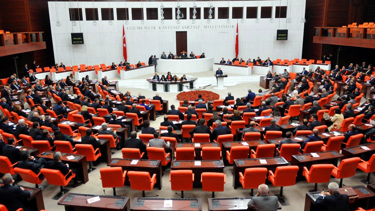 YSK milletvekili sayılarını belirledi: İl il sandalye dağılımı