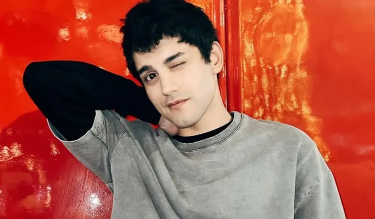 Gözyaşları sel oldu: Genç oyuncunun ablasından yürek yakan veda!