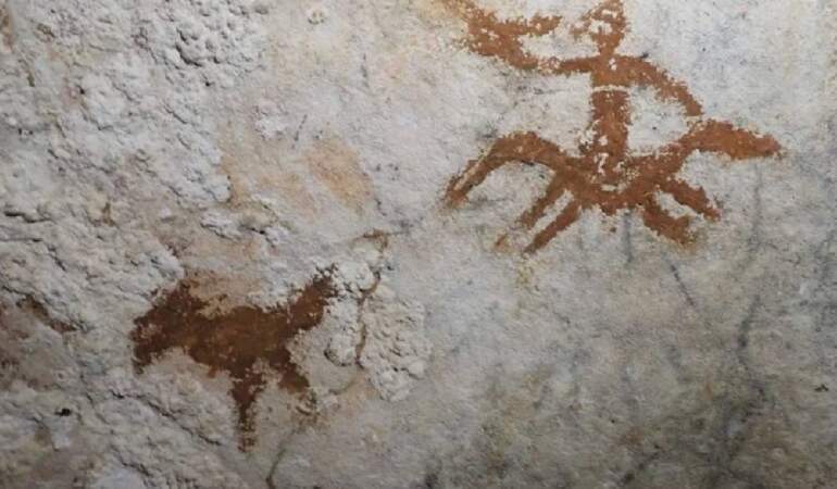 Endonezya’da 67 bin 800 yıllık mağara sanatı bulundu
