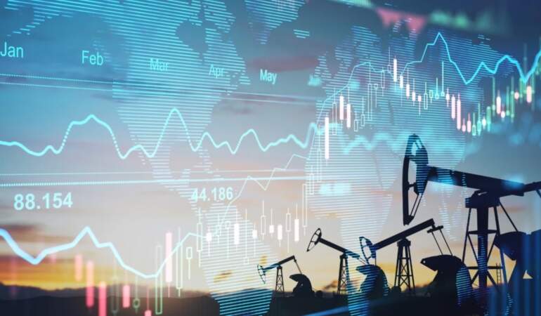 Hürmüz gerilimi fiyatları uçurdu: Petrol 82 dolar sınırına dayandı