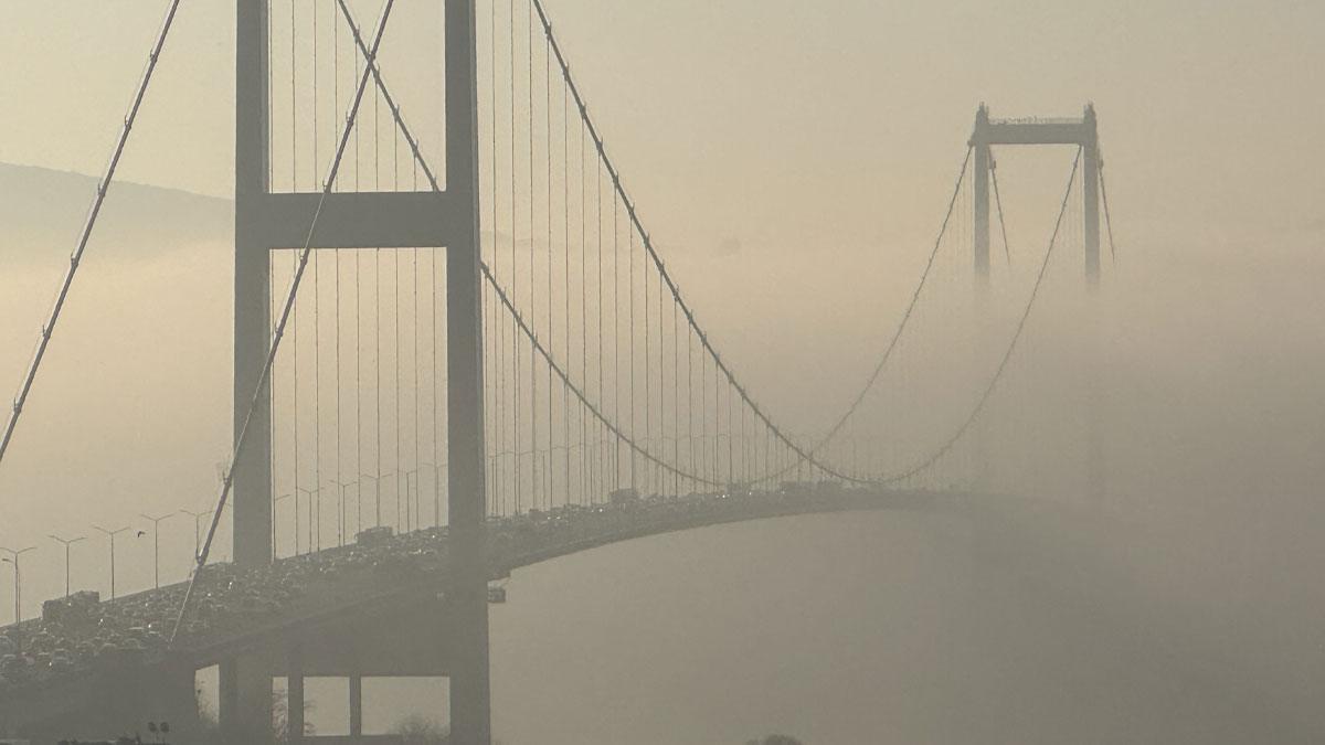Meteoroloji’nin duayen ismi Prof. Dr. Şen’den korkutan uyarı: İstanbul ve Ankara’yı esir alan sis masum değil