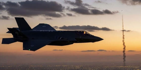 Hava harp tarihinde bir ilk! F-35 ilk savaş uçağını İran semalarında düşürdü
