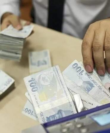 Mart ayı yaşlı ve engelli aylıkları hesaplara yatırılmaya başlandı