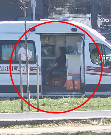 Helyum balonunu çakmakla yakan 2 çocuk hastanelik oldu