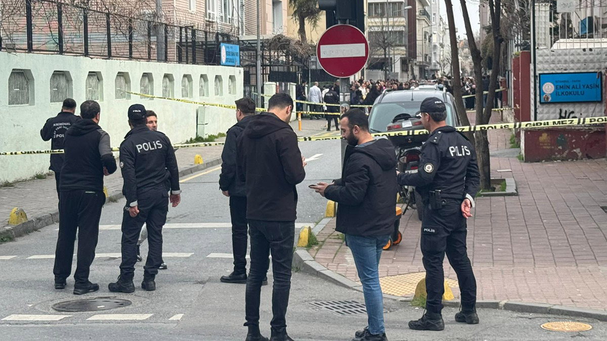 İstanbul’da sokak ortasında kadın cinayeti! Kızını almaya geldiği okulun önünde katledildi