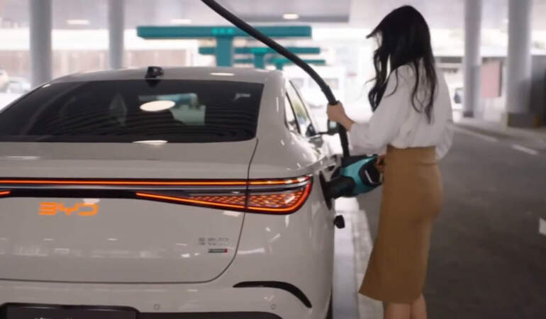 BYD’den elektrikli otomobil devrimi: Bu modeller 9 dakikada şarj olacak