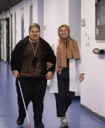 Engeli okumasına engel olmadı! Azmi herkese örnek oluyor, 4 üniversite bitirdi devamı da gelecek