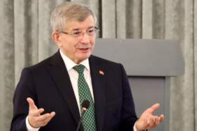 Davutoğlu, Bursa’da iftar programında konuştu: 3’üncü Dünya Savaşı fiilen başladı