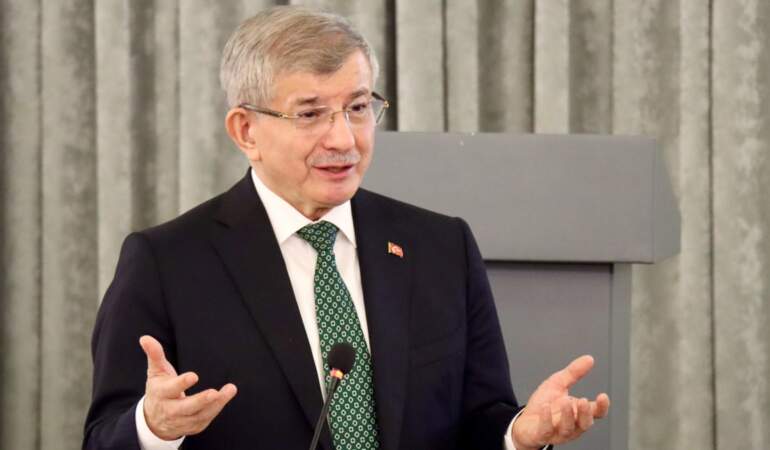 Davutoğlu, Bursa’da iftar programında konuştu: 3’üncü Dünya Savaşı fiilen başladı