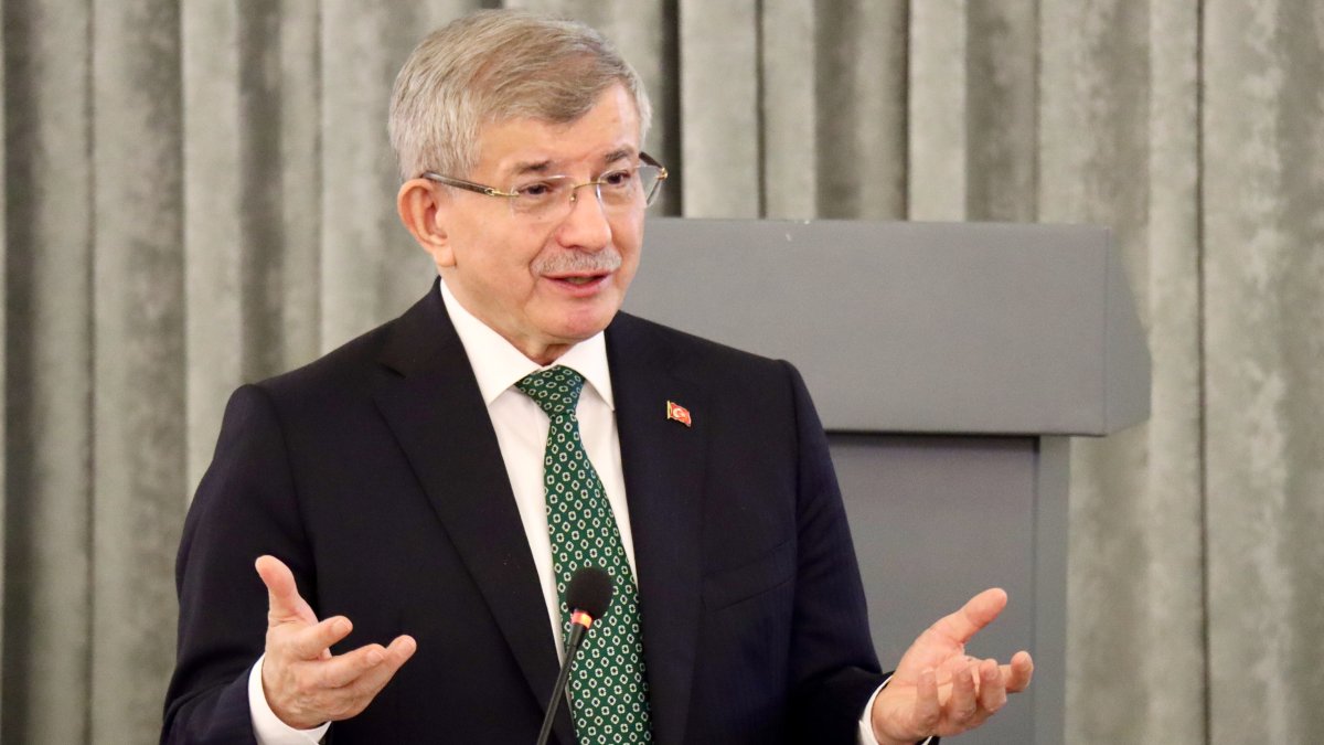 Davutoğlu, Bursa’da iftar programında konuştu: 3’üncü Dünya Savaşı fiilen başladı