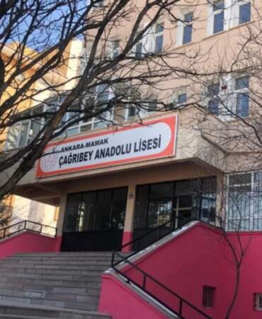 Eski öğretmenden okulda şiddet: Müdür, kendisini sınıfa kilitleyerek kurtuldu