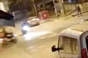 Kartal’da motosikletler çarpıştı: Kaza kamerada