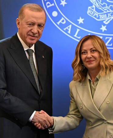 Erdoğan ile Meloni telefonda görüştü