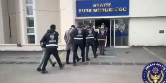 ‘Silahlı fotoğraf’ paylaşan 26 şüpheli gözaltına alındı