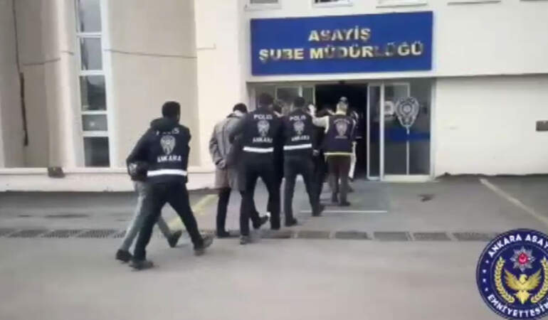 ‘Silahlı fotoğraf’ paylaşan 26 şüpheli gözaltına alındı