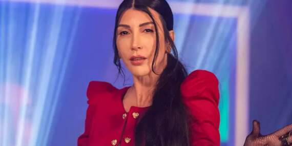 Hande Yener’e “anayasal düzeni hedef alma” soruşturması