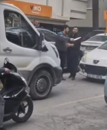 Maltepe’de bıçaklı yol verme kavgasında 3 kişiye 542 bin lira ceza: O anlar kamerada