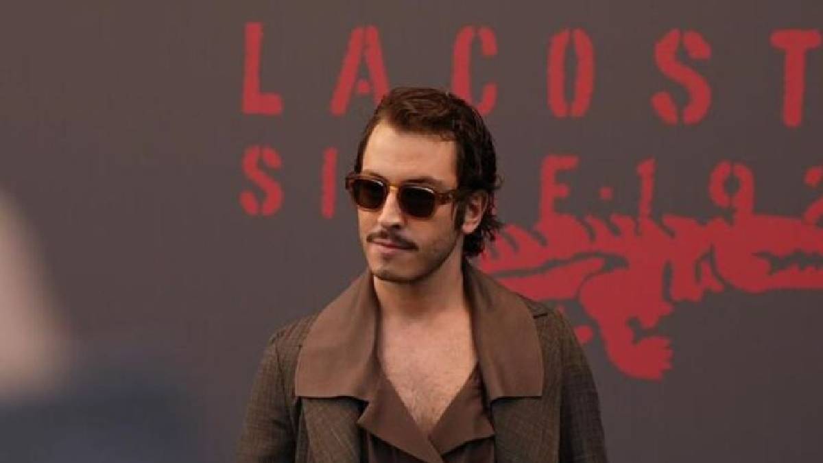Paris Moda Haftası’na Boran Kuzum damgası! Yakışıklı oyuncunun tarzı çok konuşuldu