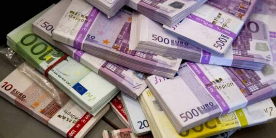 Euro’da savaş depremi: Üç ayın dibinde