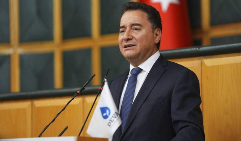 Babacan: Ekonomide çöküş olabilir, seçimler öne alınabilir