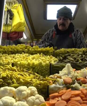 1 değil 2 değil tam 35 çeşit! Kilosu 250 TL’den yok satıyor
