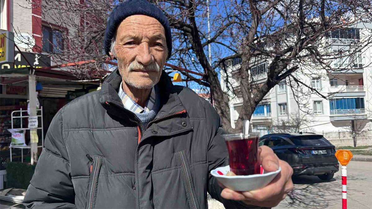 79 yaşındaki adam 34 yıldır su içemiyor: ‘Ben de artık yaşamak istiyorum’