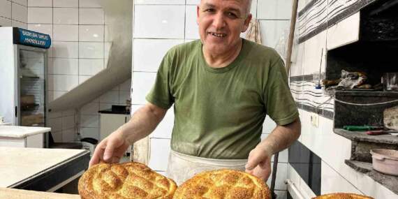 En zorlu mesai: 180 derecede oruç tutarak çalışıyorlar