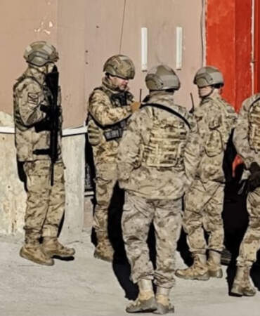 Hakkari’de uyuşturucu operasyonu: Başkomiser zehir taciri çıktı!