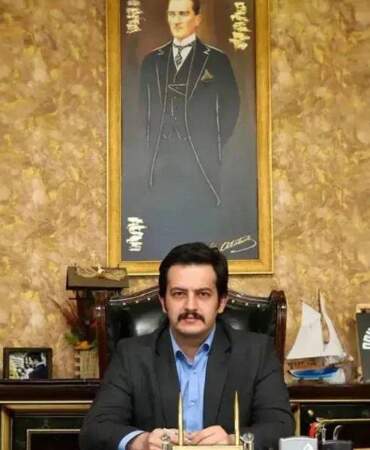 Bıçaklanma iddiasının ardından vali yardımcısı Mustafa Berat Kasımoğlu görevden uzaklaştırıldı