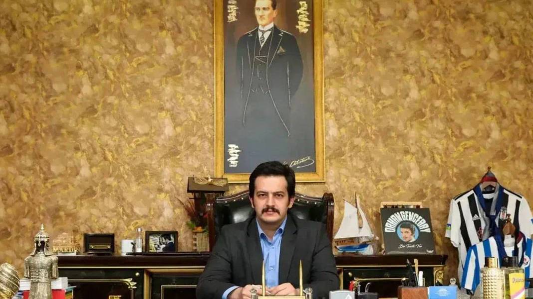 Bıçaklanma iddiasının ardından vali yardımcısı Mustafa Berat Kasımoğlu görevden uzaklaştırıldı