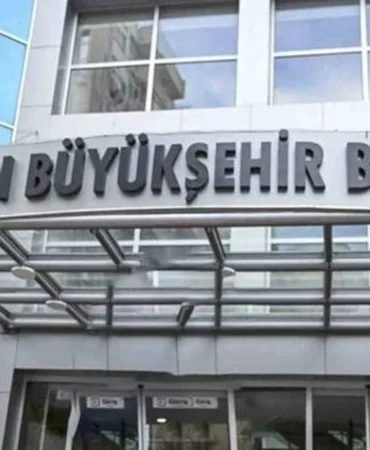 Mersin Büyükşehir Belediyesi hangi partide? Operasyon sonrası gözler Vahap Seçer’de