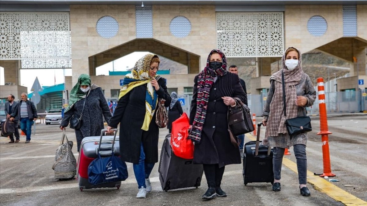 İranlı turistler geri dönüyor: Van’da oteller boş kaldı