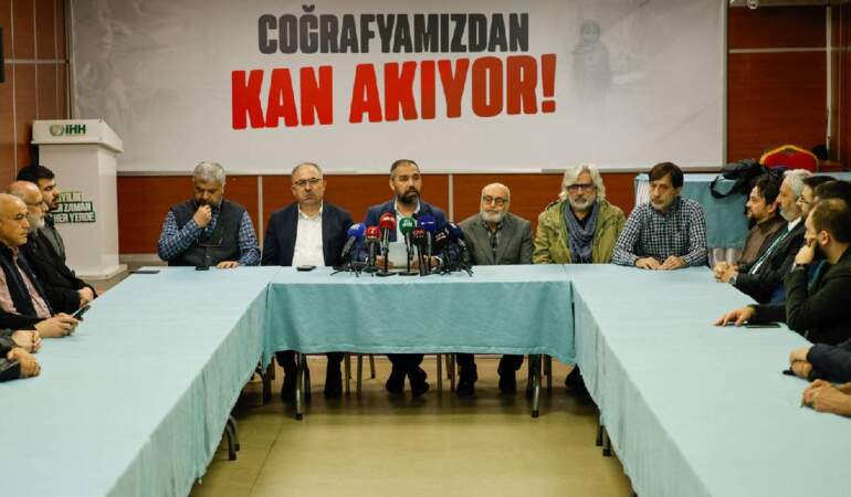“Enerjimizi mezhep kavgalarıyla tüketmeyelim”
