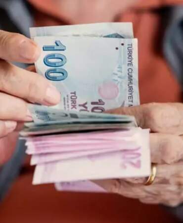 Emeklilere ikramiye ve aylık ödemeleri yarın başlıyor