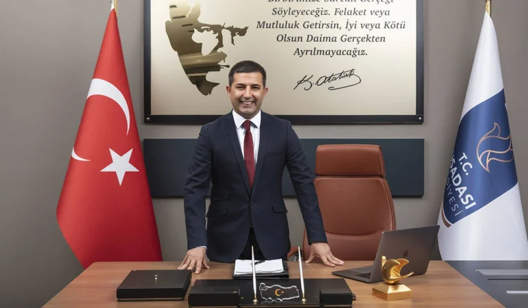 Kuşadası Belediye Başkanı kim, hangi partiden? Ömer Günel’e şafak operasyonu