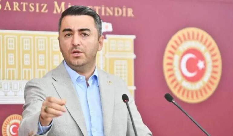 Cem Avşar’dan TRT’ye tepki: Tarafsız yayıncılık ilkelerine aykırı davranıyor