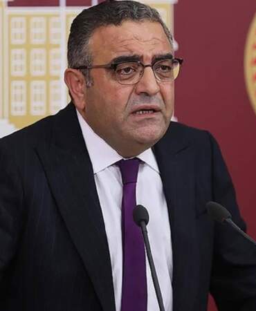 CHP’den Diyarbakır’daki tarihi camiler için bakanlığa çağrı: 3 yıldır bitmeyen tadilat tamamlansın