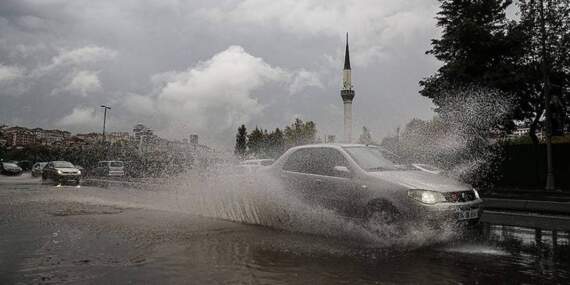 Hava ısınırken soğuk duş: AKOM’dan İstanbul için sağanak alarmı