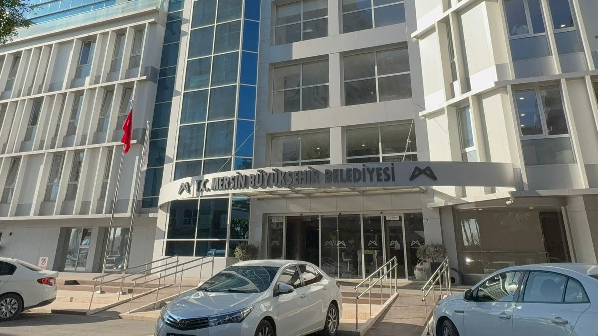 Mersin’de belediye soruşturmasında 20 gözaltı daha