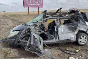 Babasından izinsiz aldığı otomobille kaza yaptı: 1 ölü, 3 yaralı